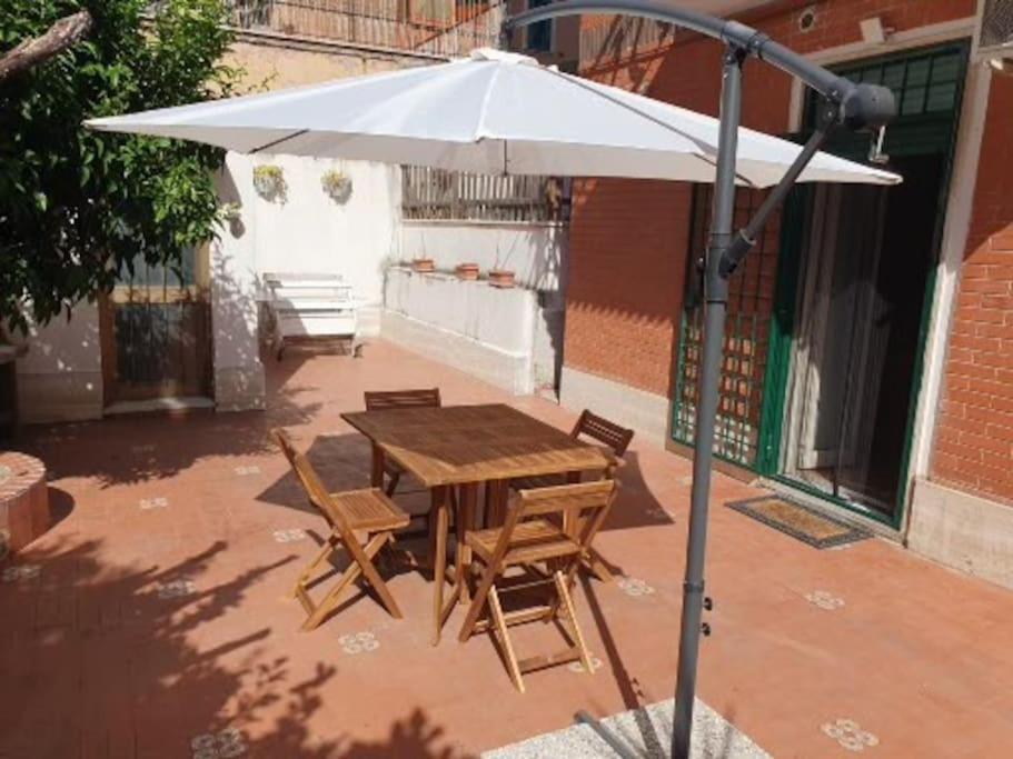 Bucaneve House Roma Buitenkant foto